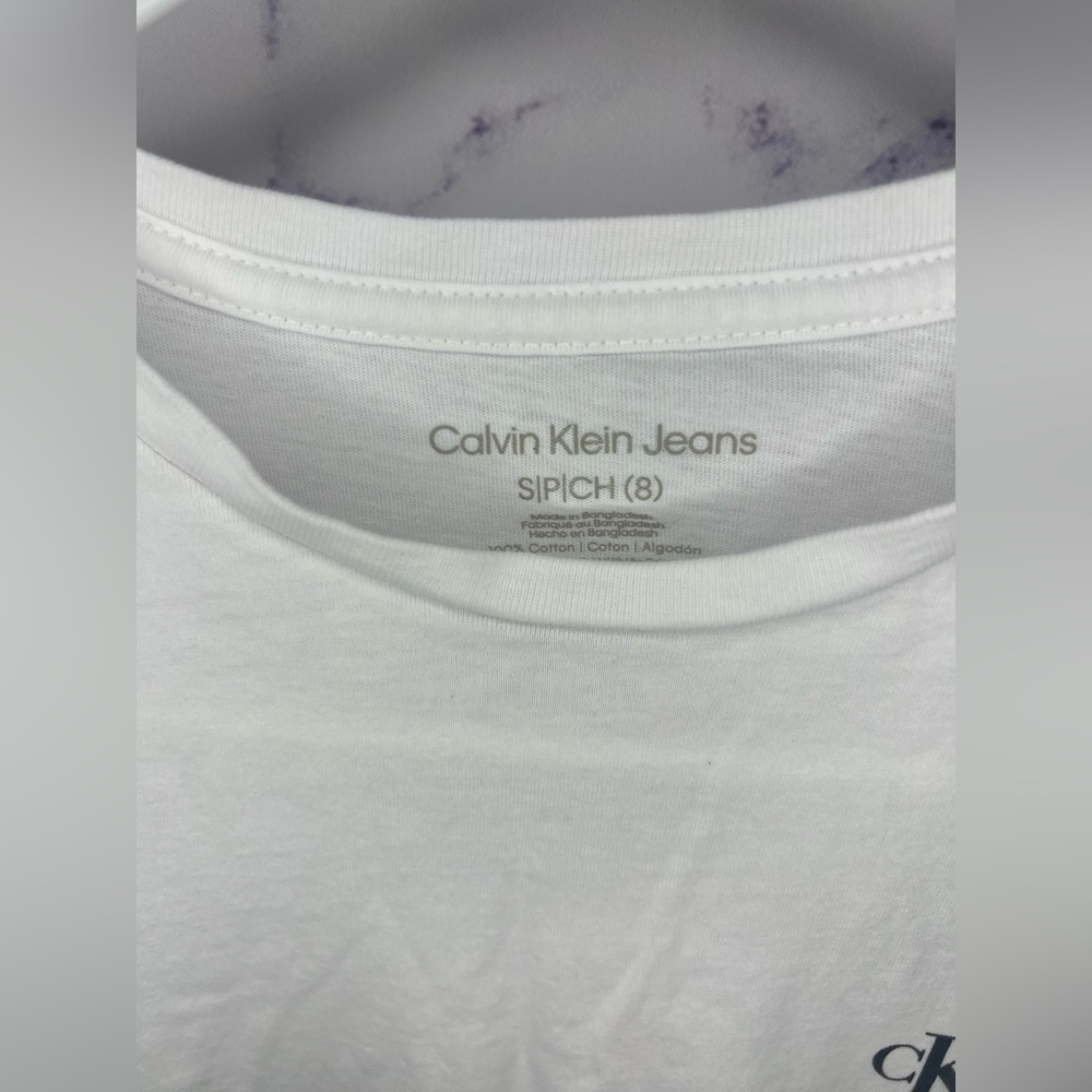 Calvin Klein Boys White Graphic T-Shirt Sz S/8 - Picture 3 of 3